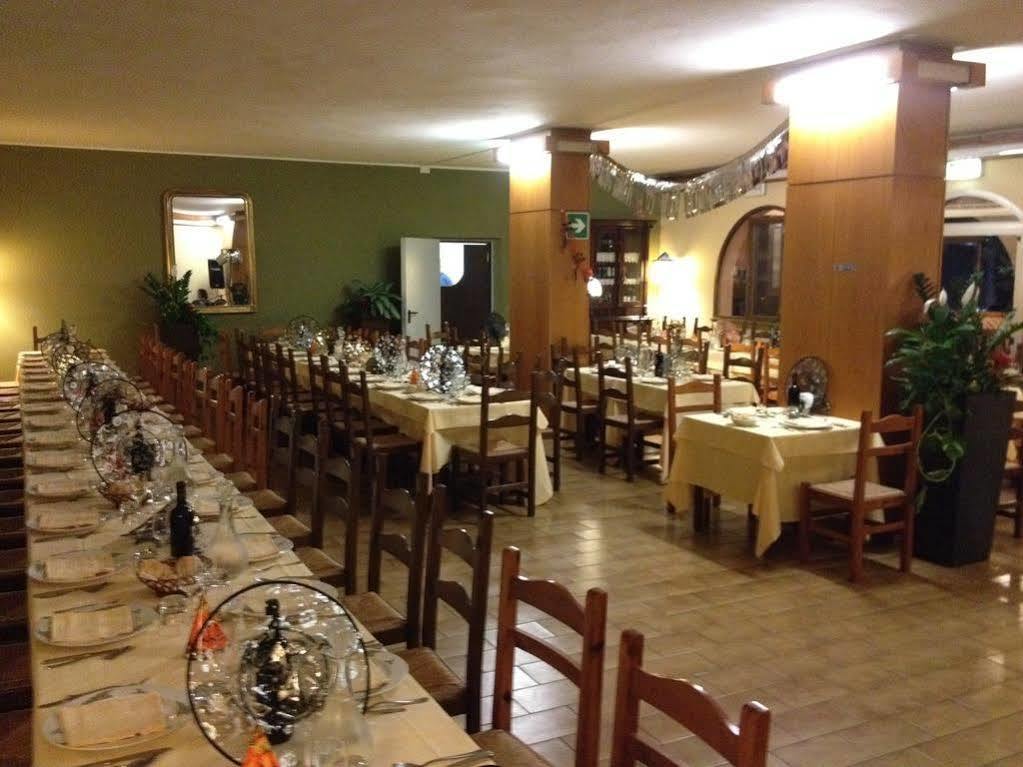 Hotel Missirini Фратта-Терме Екстер'єр фото